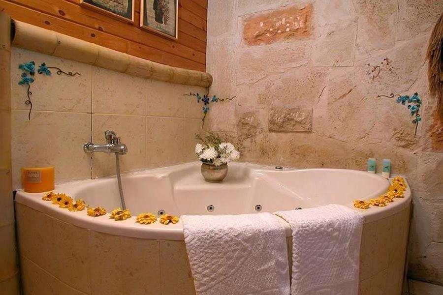 Hotel ביקתפוז וקלמנטינה- מתחם בקתות וסוויטות עם ג'קוזי פרטי ובריכה משותפת Liman Exteriér fotografie