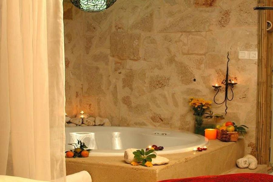 Hotel ביקתפוז וקלמנטינה- מתחם בקתות וסוויטות עם ג'קוזי פרטי ובריכה משותפת Liman Exteriér fotografie
