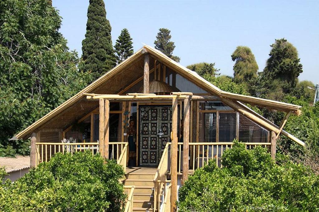 Hotel ביקתפוז וקלמנטינה- מתחם בקתות וסוויטות עם ג'קוזי פרטי ובריכה משותפת Liman Pokoj fotografie